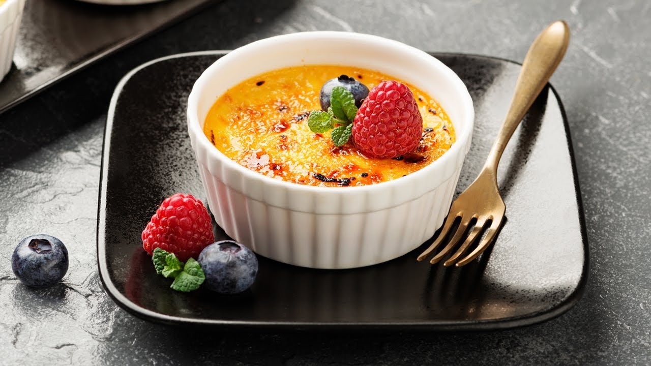 How to Make Classic Crème Brûlée